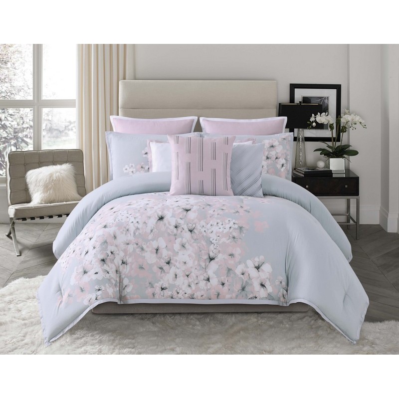 Vince Camuto Esti Floral Bedding And Accessories